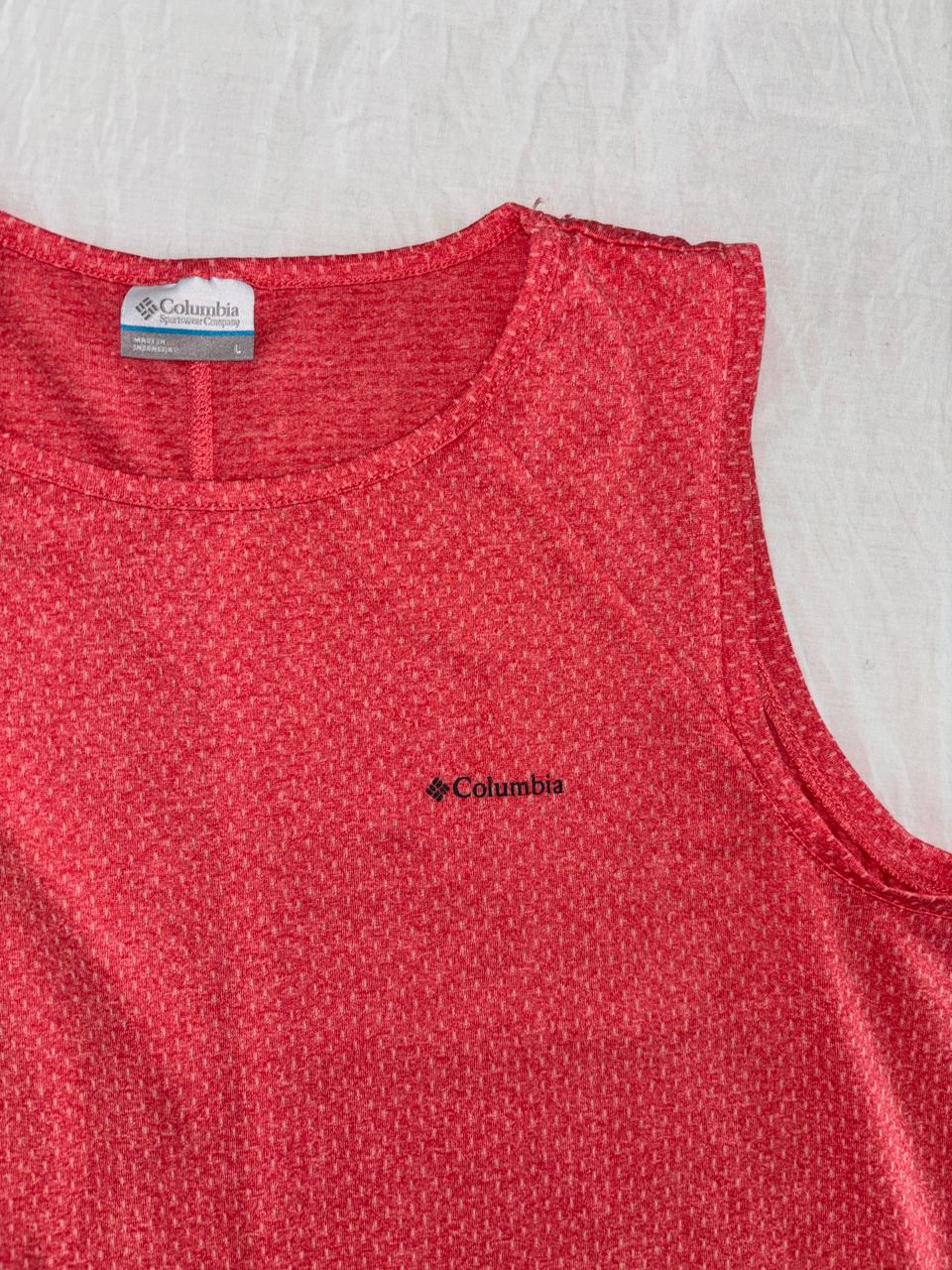 COLUMBIA ROSA CAMISETA TRANSPIRABLE PARA SENDERISMO OMNI WICK (absorbe la humedad y el sudor de la piel). SIN DETALLE. L DE DAMA.