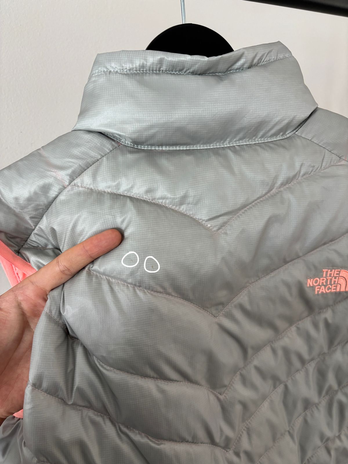 TNF CHALECO COMPRESIBLE DE PLUMA DE 550. XL DE DAMA.