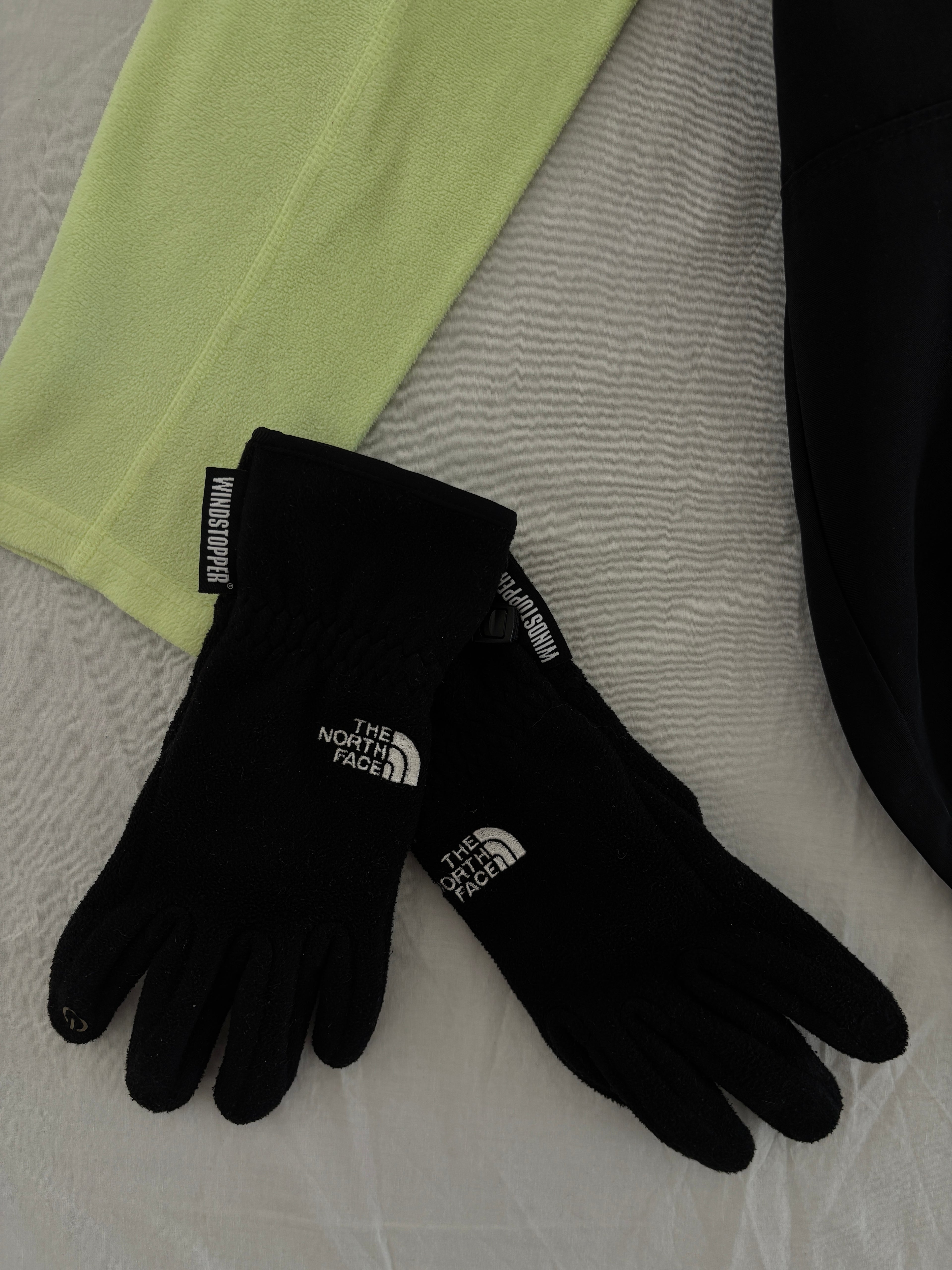 TNF GUANTES POLAR WINSTOPPER. XS DE DAMA.