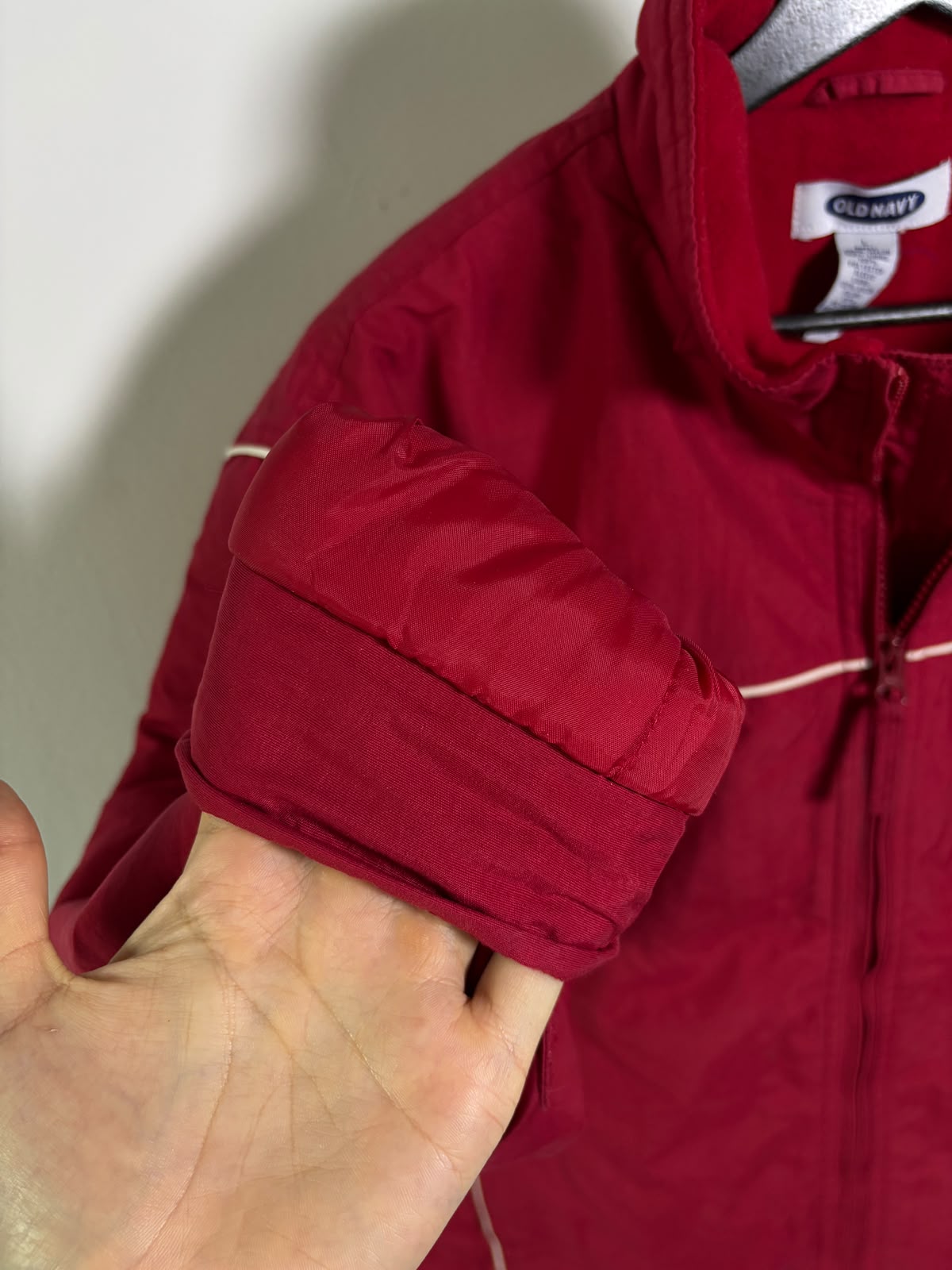 OLD NAVY ROJO 3RA CAPA PARA CLIMAS FRÍOS. EN ESPALDA ES POLAR. XL DE DAMA.