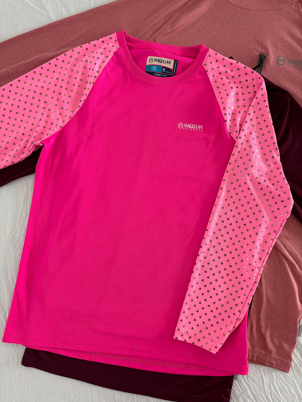 MAGELLAN ROSA TELA LIGERA PARA SENDERISMO SIN DETALLE. M DE DAMA.