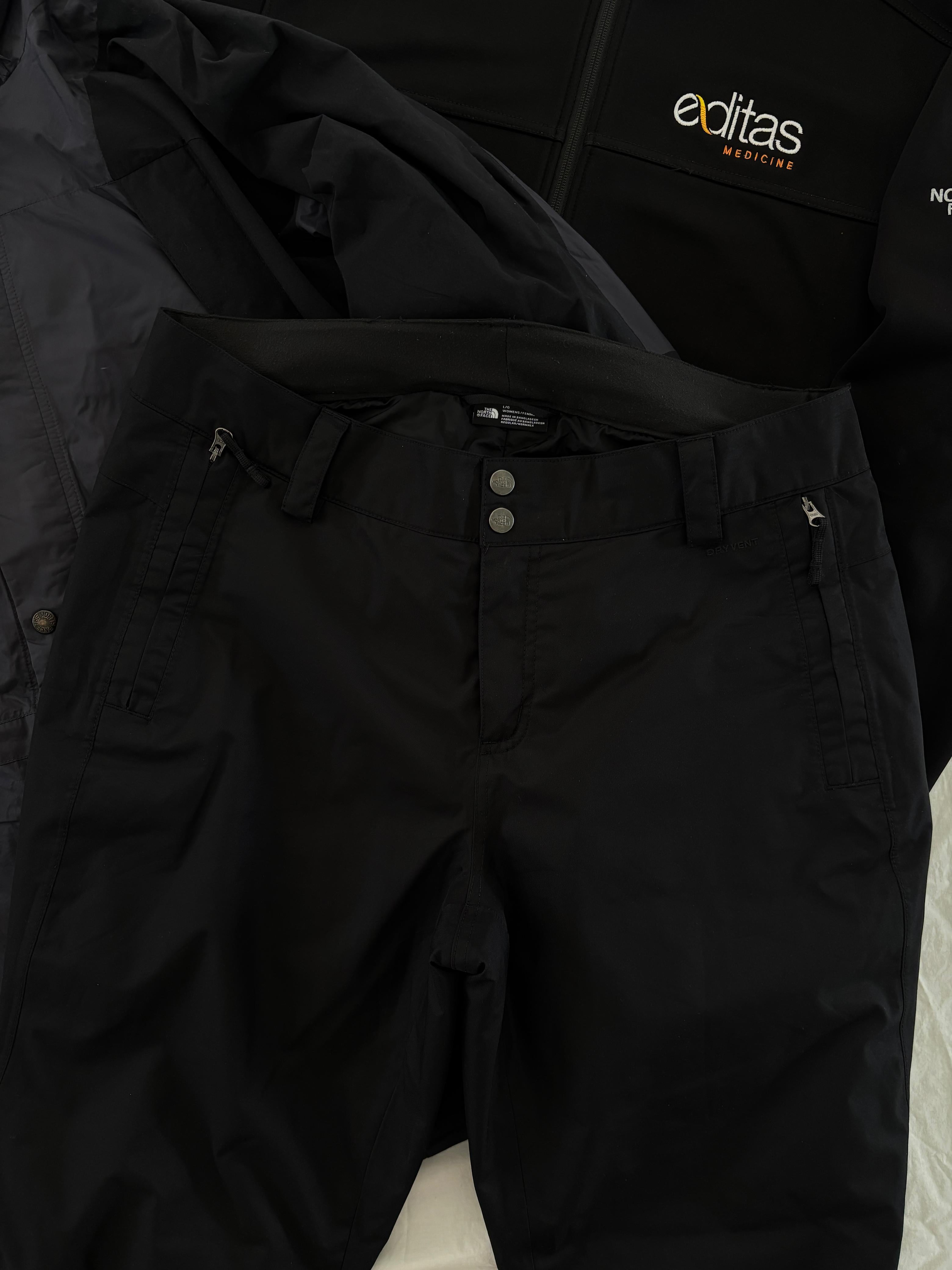 TNF PANTALÓN DRYVENT PARA NIEVE (permite que el sudor salga mientras impide la entrada de agua y viento) DOBLE LOGO. L DE DAMA.