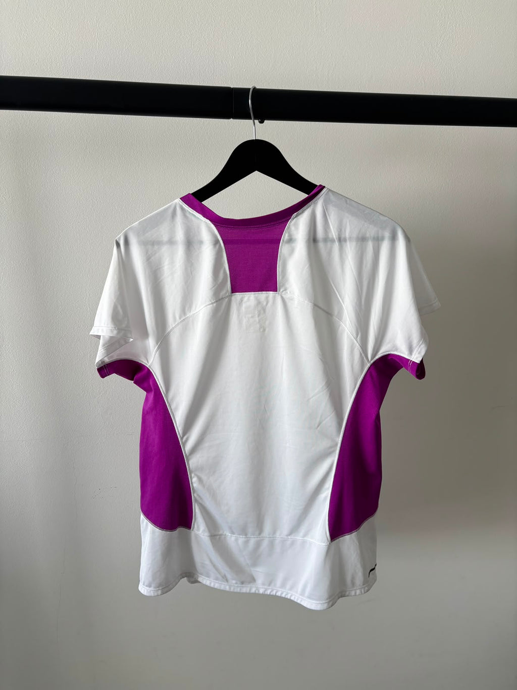 TNF FLASHDRY (acelera la evaporación del sudor y seca la ropa rápidamente). S DE DAMA.