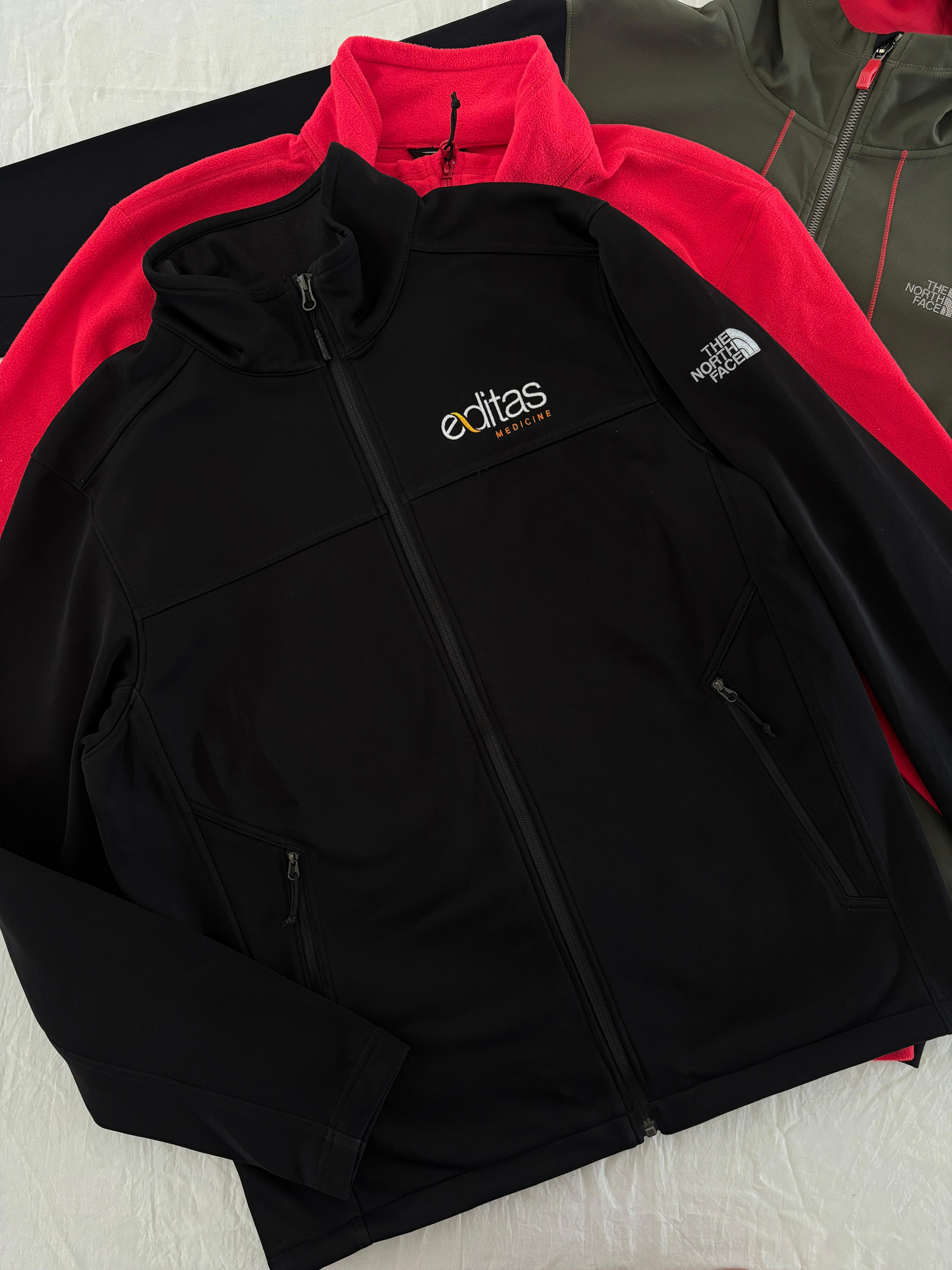 TNF CHAMARRA 2DA CAPA TIPO NEOPRENO POLAR POR DENTRO WINDWALL. XL DE DAMA.