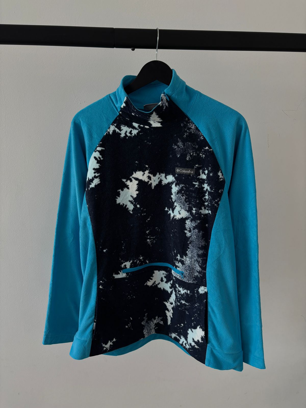 COLUMBIA FLEECE LIGERO AZUL. SIN DETALLE. L DE DAMA.