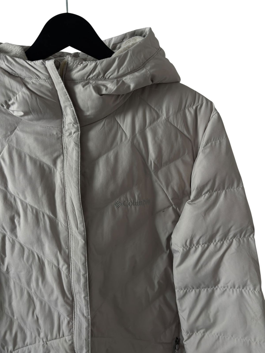 COLUMBIA BEIGE/GRISACEO OMNI HEAT (RETIENE EL CALOR CORPORAL) XL DE DAMA.