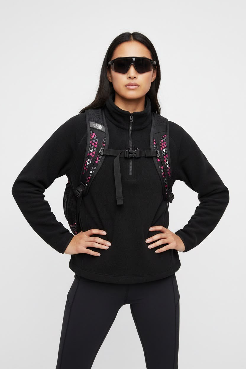 TNF MOCHILA JESTER 28L. SIN DETALLE CASI COMO NUEVO.