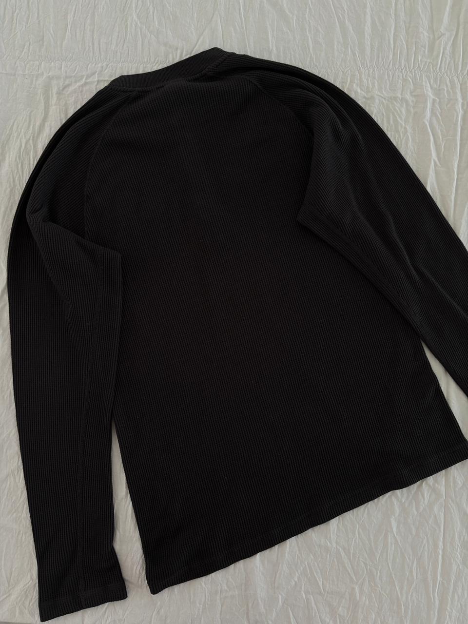 TNF BLUSA 1RA CAPA GRIS. TRANSPIRABLE. SIN DETALLE. TELA TIPO CANALÉ. L DE DAMA.