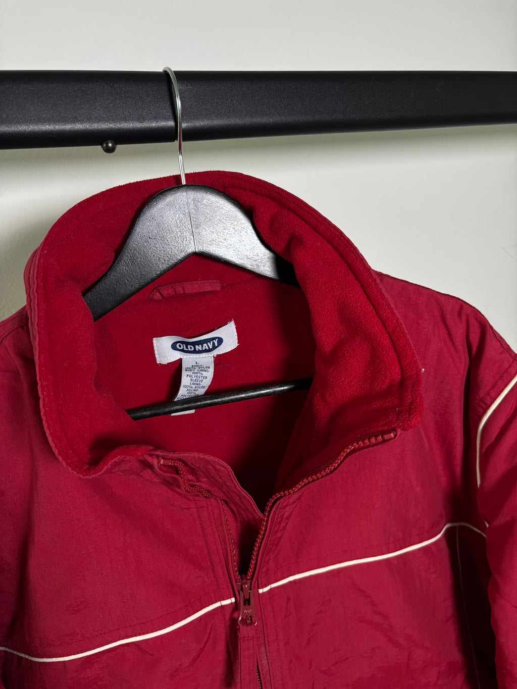OLD NAVY ROJO 3RA CAPA PARA CLIMAS FRÍOS. EN ESPALDA ES POLAR. XL DE DAMA.