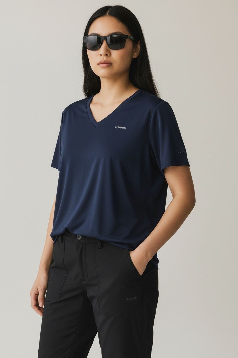 COLUMBIA BLUSA LIGERA AZUL OMNI WICK (SECADO RÁPIDO) XL DE DAMA.