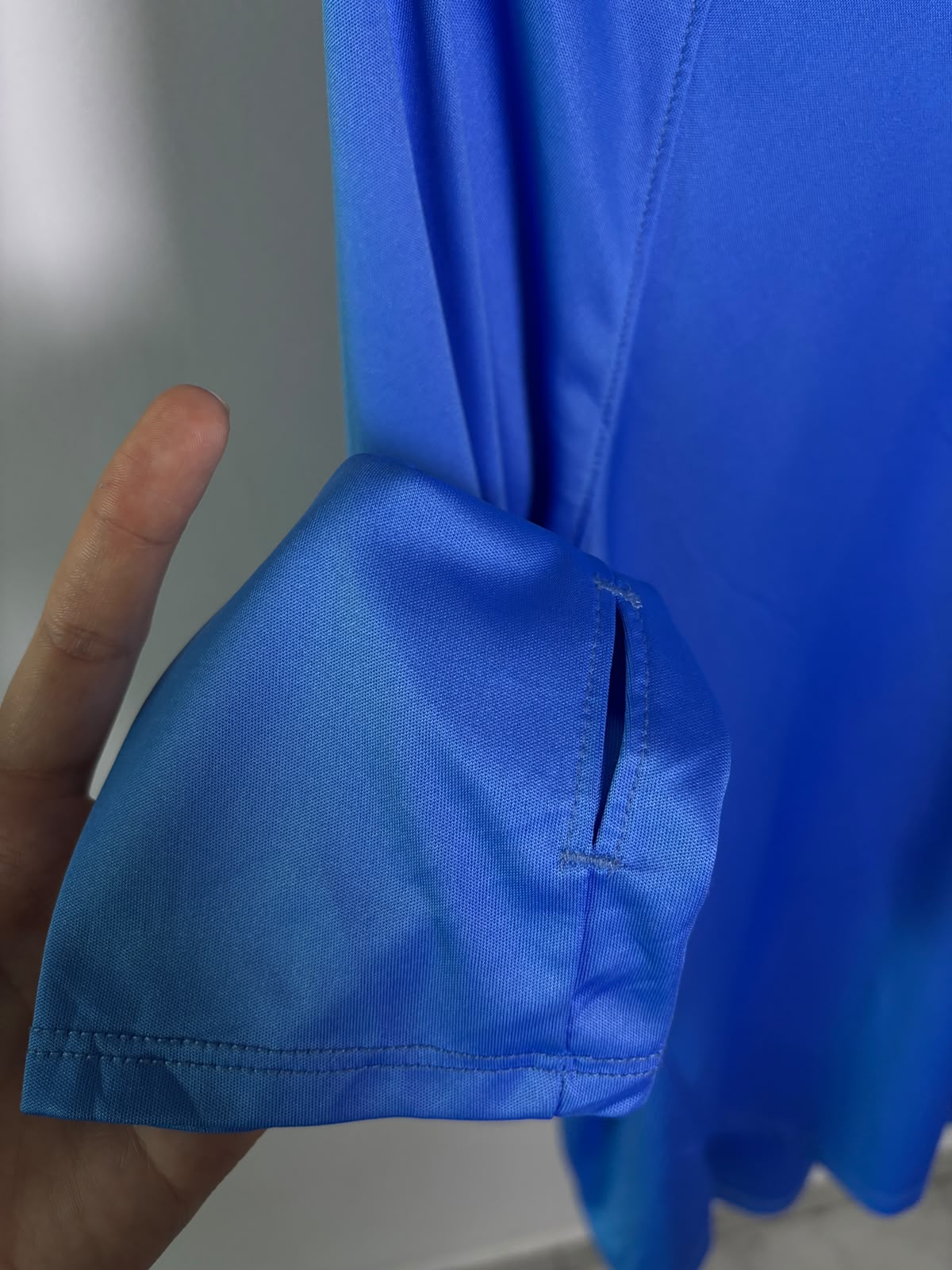 COLUMBIA AZUL OMNI SHADE ☀️ (PROTECCIÓN UVA Y UVB) SIN DETALLE. TELA LIGERA Y FRESCA. XL DE DAMA.