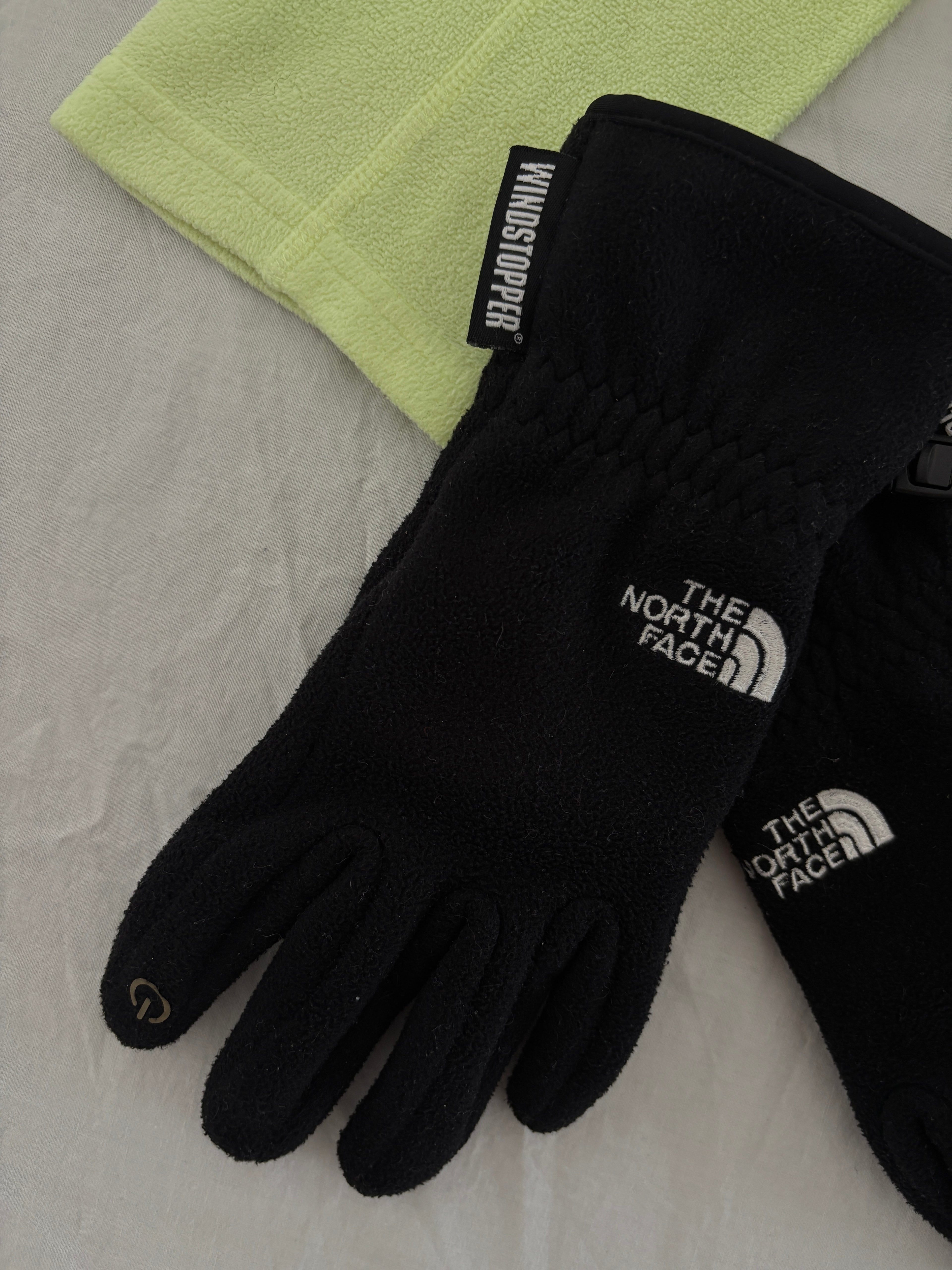 TNF GUANTES POLAR WINSTOPPER. XS DE DAMA.