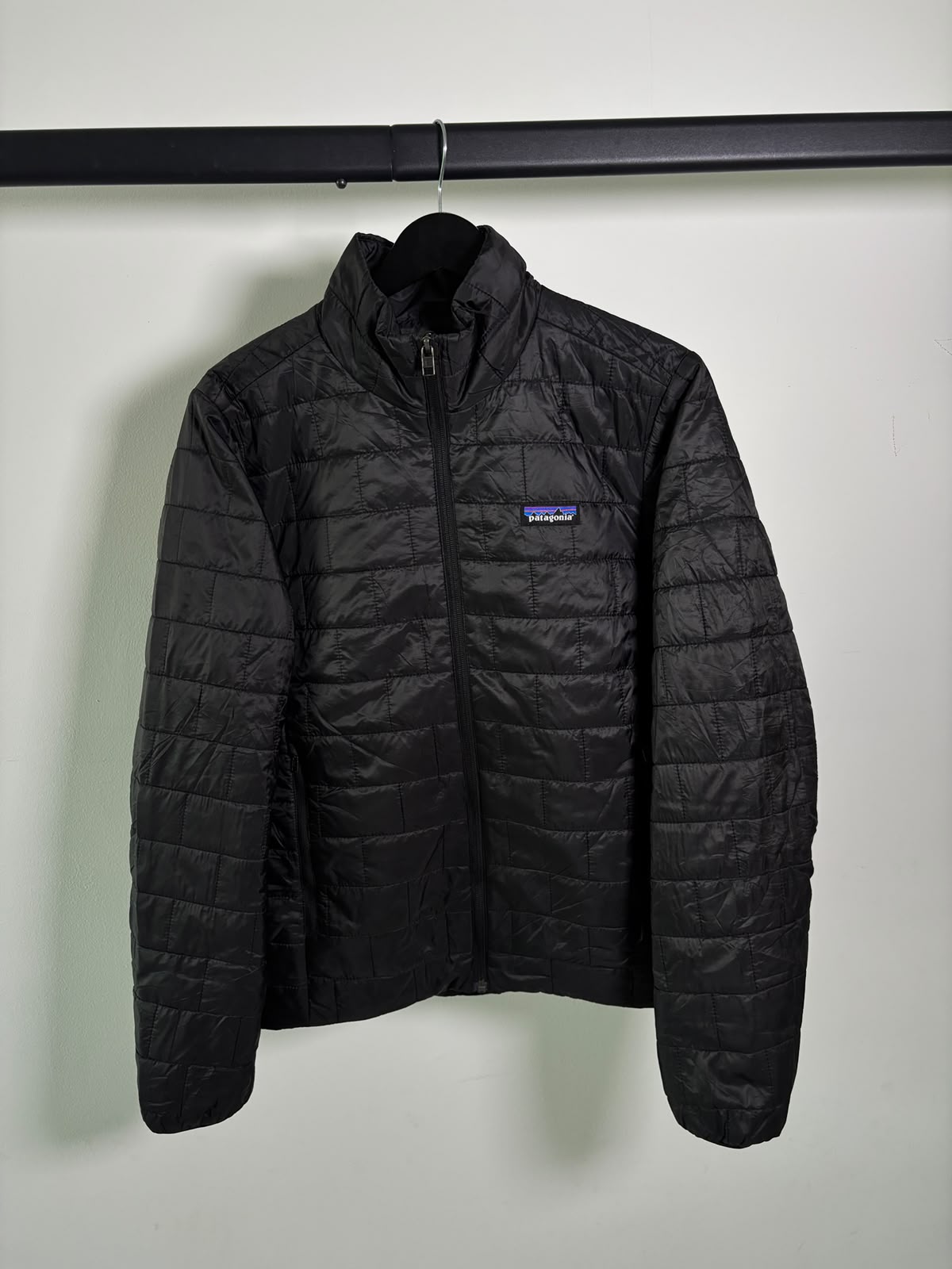 PATAGONIA NEGRO 2DA CAPA PRIMALOFT ⭐️   CASI COMO NUEVO. S DE DAMA.