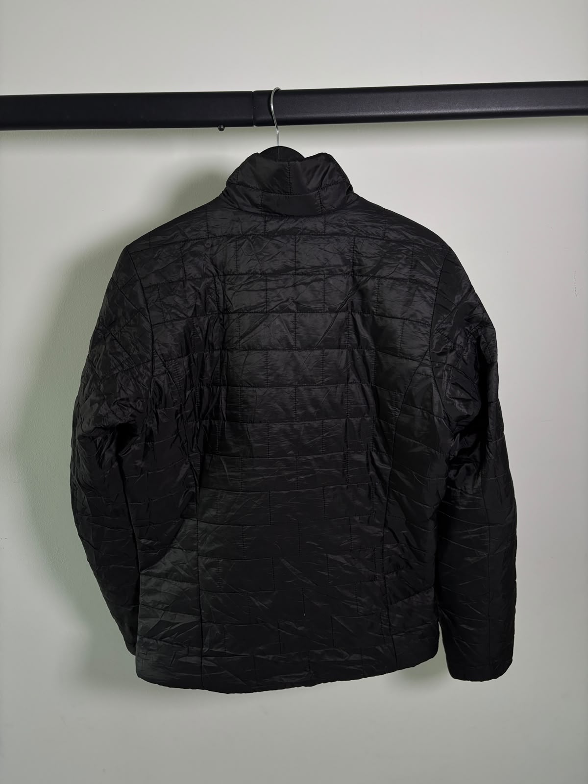 PATAGONIA NEGRO 2DA CAPA PRIMALOFT ⭐️   CASI COMO NUEVO. S DE DAMA.