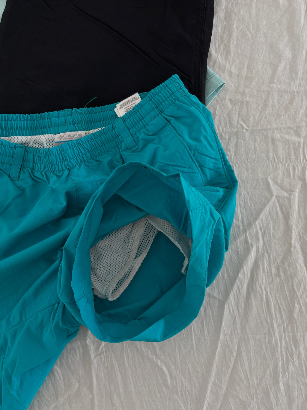 COLUMBIA AZUL PARA SENDERISMO SIN DETALLE OMHI SHADE “TEJIDOS CON PROTECCIÓN SOLAR”. XS DE DAMA.