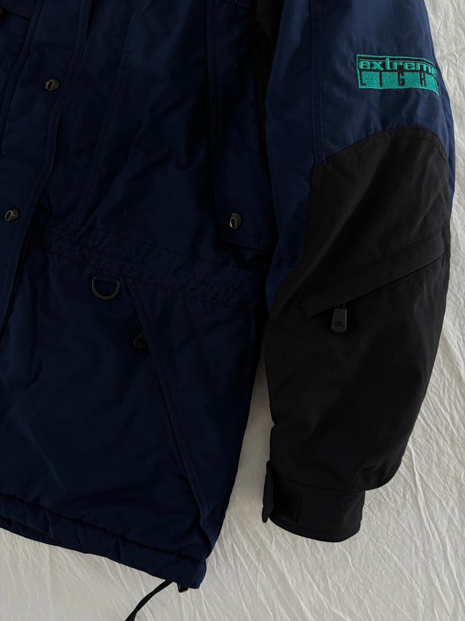 TNF AZUL CON NEGRO BRUMOSO Y CALIENTE IMPERMEABLE PARA NIEVE. L DE DAMA.