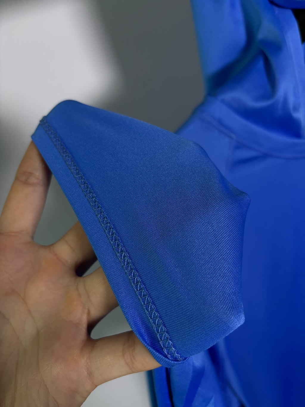 COLUMBIA AZUL OMNI SHADE ☀️ (PROTECCIÓN UVA Y UVB) SIN DETALLE. TELA LIGERA Y FRESCA. XL DE DAMA.