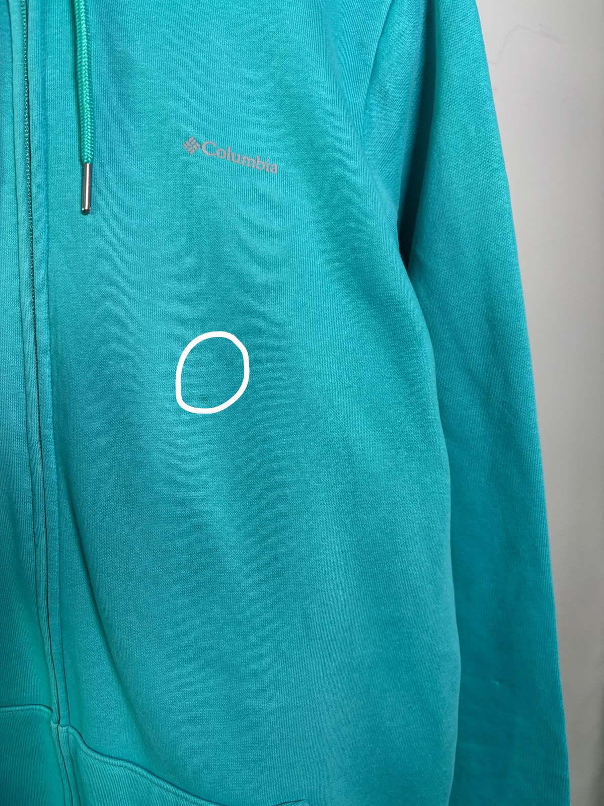 COLUMBIA HOODE MENTA LARGO. PEQUEÑO DETALLE. L DE DAMA.