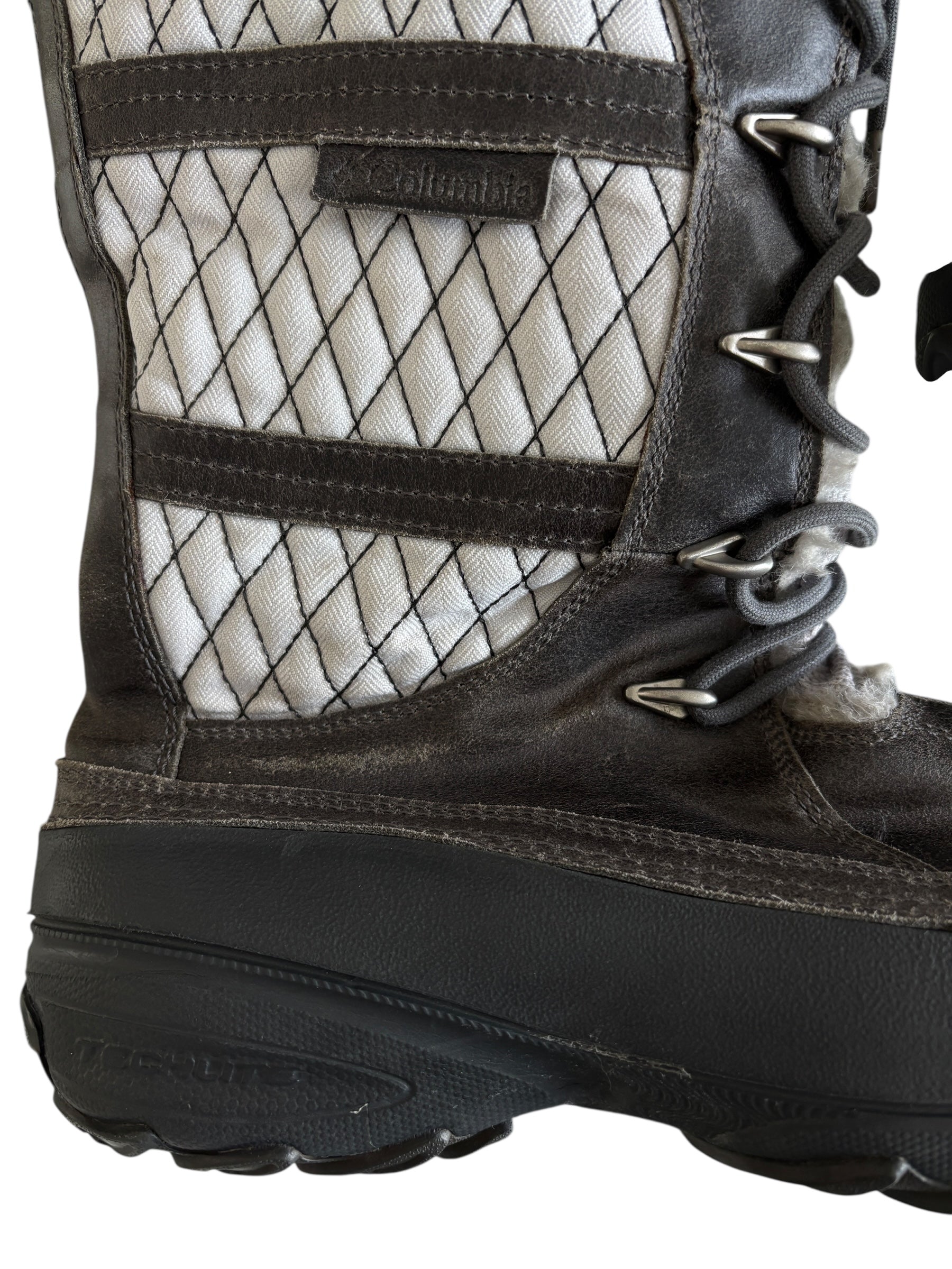 BOTAS COLUMBIA TECHLITE. PARA SENDERISMO Y TREKKING LIGERO. 6MXN DAMA.