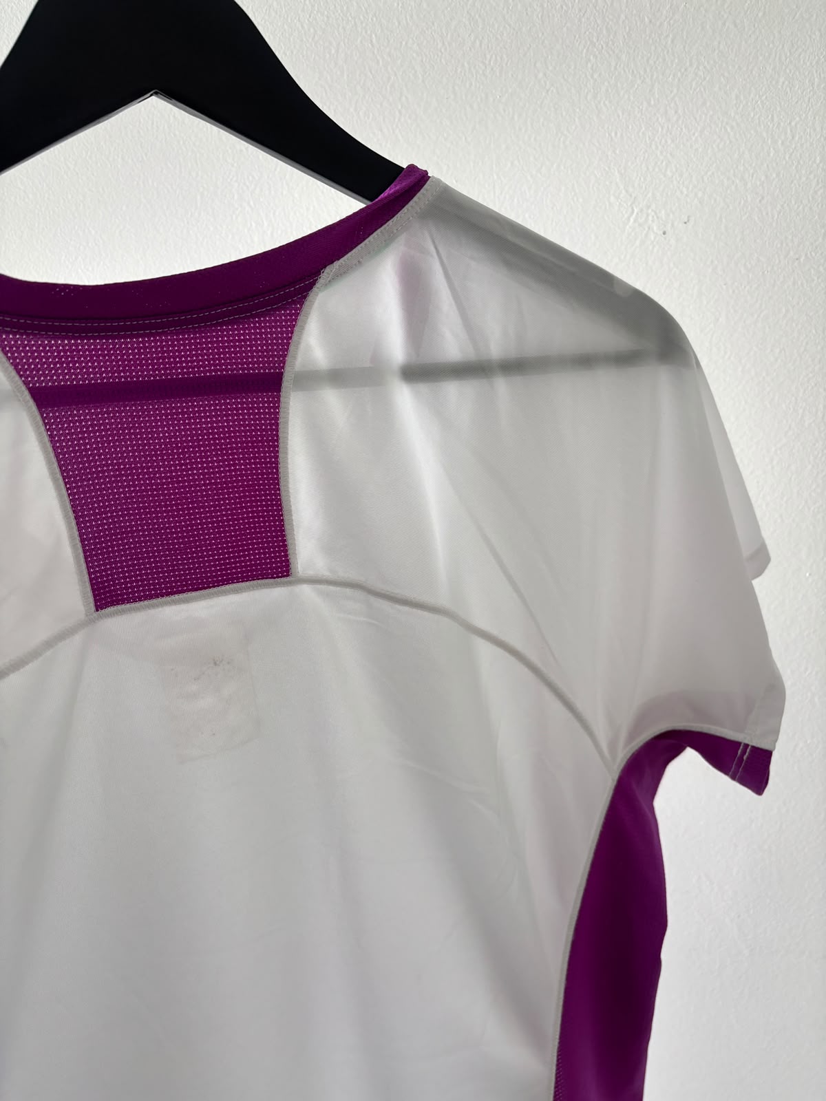 TNF FLASHDRY (acelera la evaporación del sudor y seca la ropa rápidamente). S DE DAMA.