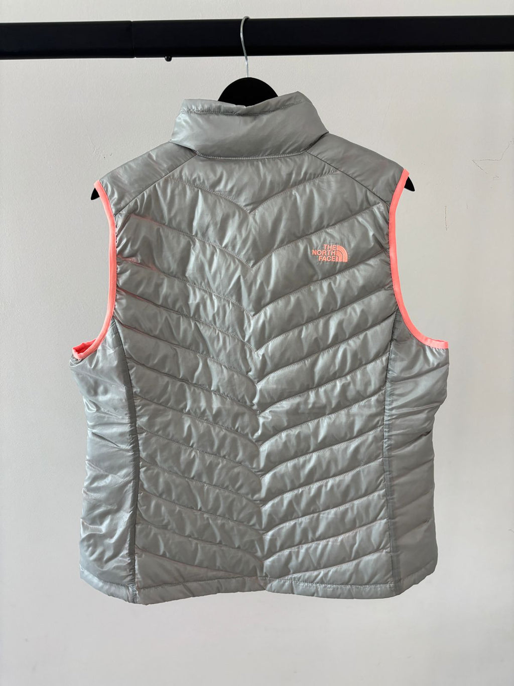 TNF CHALECO COMPRESIBLE DE PLUMA DE 550. XL DE DAMA.