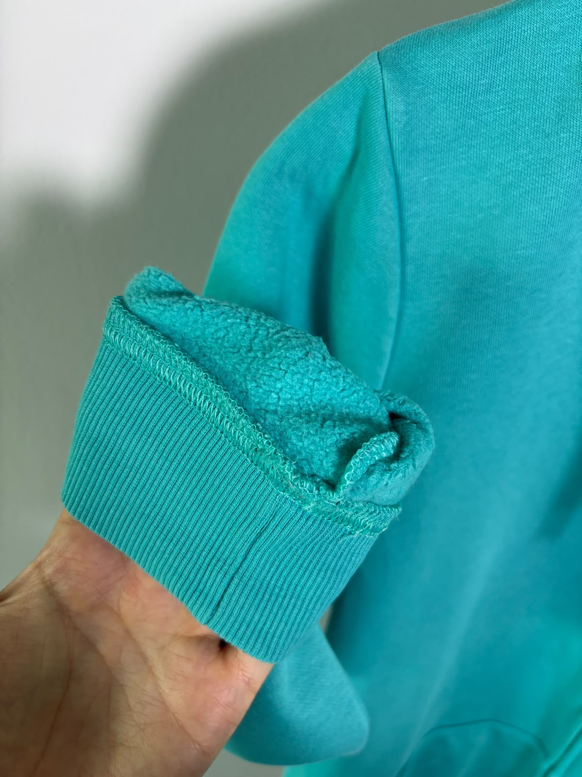 COLUMBIA HOODE MENTA LARGO. PEQUEÑO DETALLE. L DE DAMA.