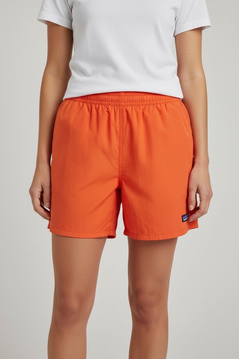 PATAGONIA SHORT NARANJA CON ROPA INTERIOR. LARGO TELA LIGERA. L DE DAMA.